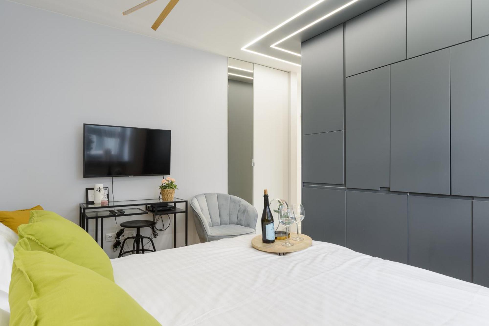 Lumina Design Studios With Beautiful View Varsovia Exterior foto